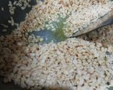 A picture of step 3 of Adadiya Ladwa or Urad dal Halwa.