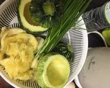 Hình bước làm 3 của món Tôm nhồi bí đỏ