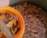 रेस्टोरेंट स्टाइल दाल मखनी (Dal Makhani recipe in hindi) रेसिपी चरण 2 फोटो