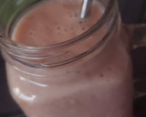 Foto del paso 2 de la receta: Batido de frutilla y mango