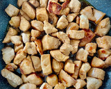 Foto del paso 5 de la receta: Cena japonesa: Pollo teriyaki con ensalada de patatas
