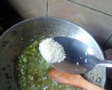 Foto langkah ke 2 dari resep Ayam cabe hijau.
