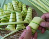 Foto langkah ke 4 dari resep Lepet.