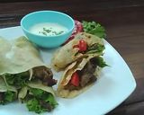 Foto langkah ke 7 dari resep Spices Kebab wraps.