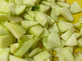 Torta de manzana, nueces y dátiles