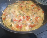 Foto del paso 5 de la receta: Tortilla con sabor a vacaciones 🏝