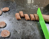 Foto del paso 2 de la receta: Pepas de cacao con dulce de peras express sin manteca