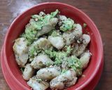 Foto del paso 6 de la receta: Gnocchi al pesto con pollo