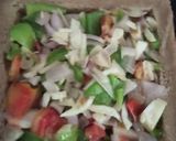 A picture of step 3 of Square shaped Bread with veggies and Cheese.