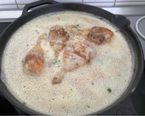 Foto del paso 8 de la receta: Muslitos de pollo a la crema