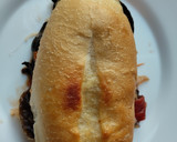 Foto del paso 7 de la receta: Sándwich🧅🥖🌶️de champiñones con pimiento, cebolla y salsa bbq🧀🍯🍄