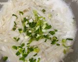 Hình bước làm 3 của món Bánh củ cải chiên trứng
