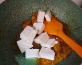 A picture of step 6 of Kadai paneer.