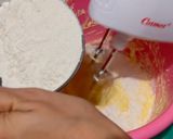 Foto langkah ke 2 dari resep Lemon Cake.