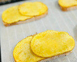 Foto del paso 6 de la receta: Tosta de scamorza 🍞 🧀 🍄 🥔 🍳