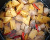 Hình bước làm 3 của món Thịt Giò Heo Kho Thơm(Dứa)