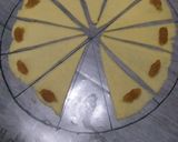 Foto langkah ke 5 dari resep Roti tanduk renyah dan gurih.