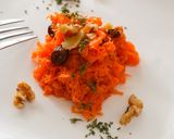 A picture of step 5 of Carrot Rape with Raisins.