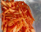 Foto langkah ke 1 dari resep Tumis bayam wortel.