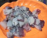 Foto langkah ke 1 dari resep Cumi Saus Tiram.