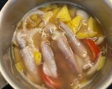 Hình bước làm 2 của món Canh Mực Nấu Thơm Cà