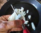 A picture of step 1 of Paella with Cuttlefish and Seasonal Vegetables.
