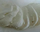 A picture of step 4 of Caprese Salad with Mozzarella Cheese and Tomato.