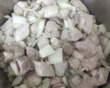 Foto del paso 1 de la receta: Estofado de cerdo