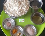 A picture of step 1 of Chatpati Bhel Chatpati Bhel Papad Cones.