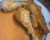 Foto del paso 7 de la receta: Muslitos de pollo en salsa