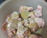 Foto del paso 1 de la receta: Jamoncitos de pollo adobados y asados en freidora de aire con salsa de Cola-Cola y papas fritas