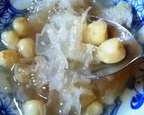 Hình bước làm 4 của món Chè sen nấm tuyết
