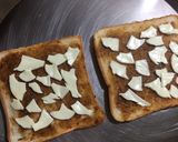 A picture of step 2 of Bread Pizza.