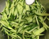A picture of step 4 of Chilled Pork Shabu-Shabu Salad with Cucumber, Bean Sprouts, and Sesame Flavor.