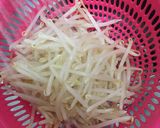 A picture of step 8 of Chilled Pork Shabu-Shabu Salad with Cucumber, Bean Sprouts, and Sesame Flavor.