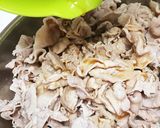 A picture of step 17 of Chilled Pork Shabu-Shabu Salad with Cucumber, Bean Sprouts, and Sesame Flavor.