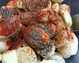 Foto del paso 1 de la receta: Gajos de papas condimentadas al horno