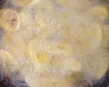 A picture of step 2 of Fried plantain.