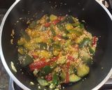 Foto del paso 3 de la receta: Saltado de zapallitos con quinoa