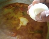 அவித்த முட்டை மற்றும் பணியார முட்டைக் குழம்பு(muttai paniyara kulambu recipe in tamil) ரெசிபி ஸ்டேப் 8 புகைப்படம்