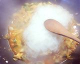 Pirított, zöldséges csirkemell, üvegtésztával recept fázis 4 fotója