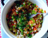 Foto del paso 4 de la receta: Cola de jurel blanco de roca con salteado de chimichurri