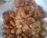 A picture of step 2 of Chicken bhajias.