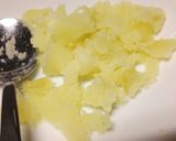 A picture of step 1 of Fluffy's jacket potato.