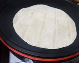 Foto del paso 1 de la receta: Pizza rellena TACOPIZZA (con tortillas para tacos)