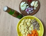 Foto langkah ke 1 dari resep Tumis jagung putri wortel dan bakso.