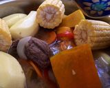Foto del paso 8 de la receta: Cazuela de carne 🍖 acompañado de pebre chileno 🇨🇱