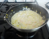 Foto del paso 10 de la receta: Macarrones pluma con salmón fresco y albahaca