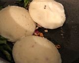 A picture of step 5 of Podi Idli.