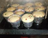 Foto langkah ke 4 dari resep Cupcake Sukade.